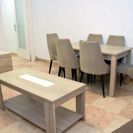 Apartment Atlas Ii *